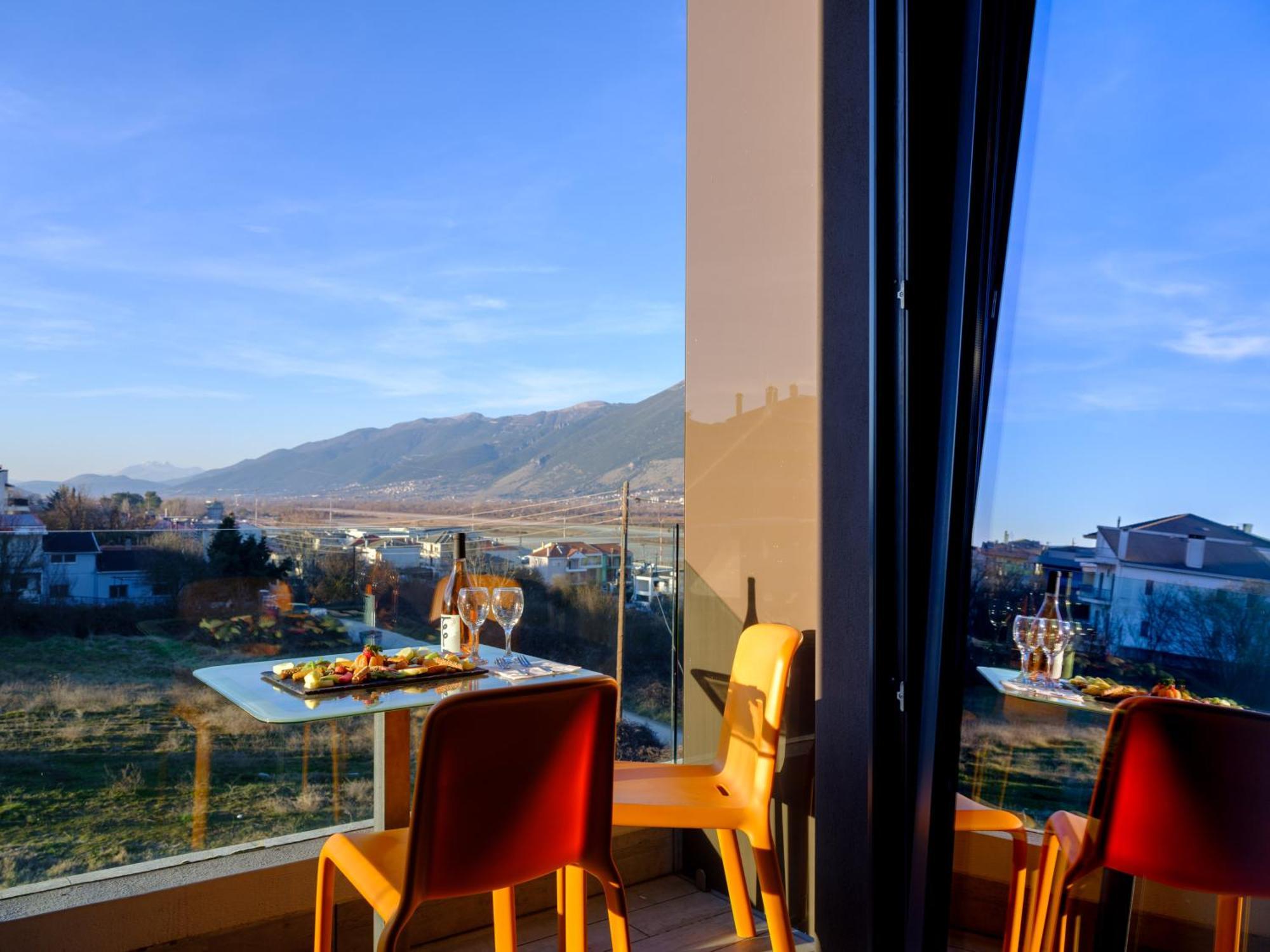 Essence Hotel Ioannina Exterior photo