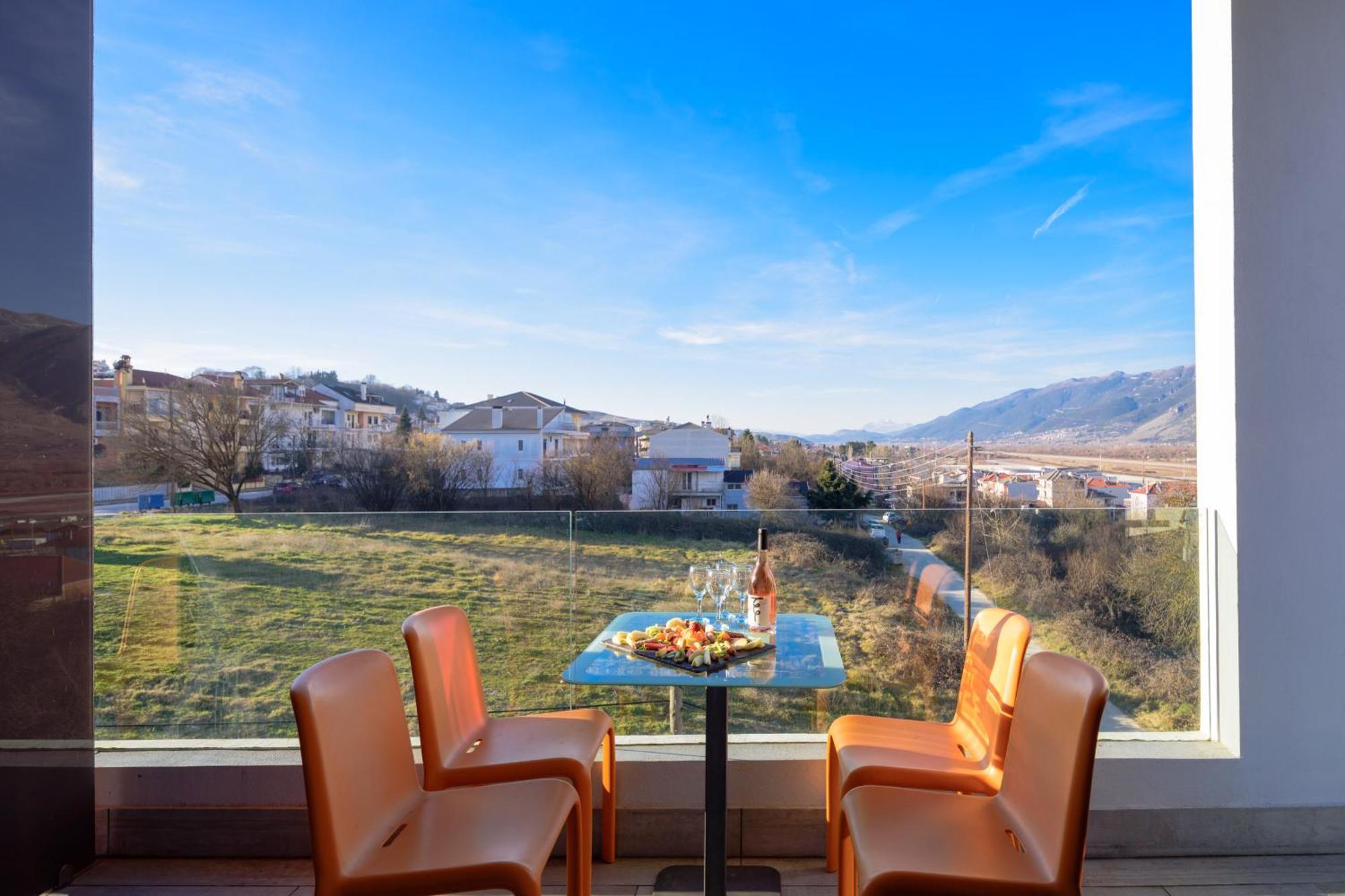 Essence Hotel Ioannina Exterior photo