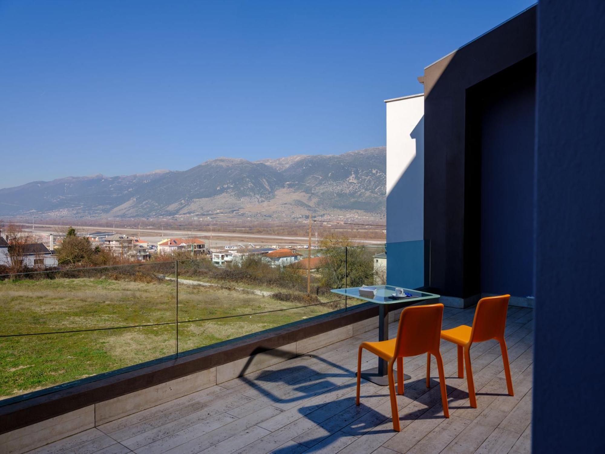 Essence Hotel Ioannina Exterior photo